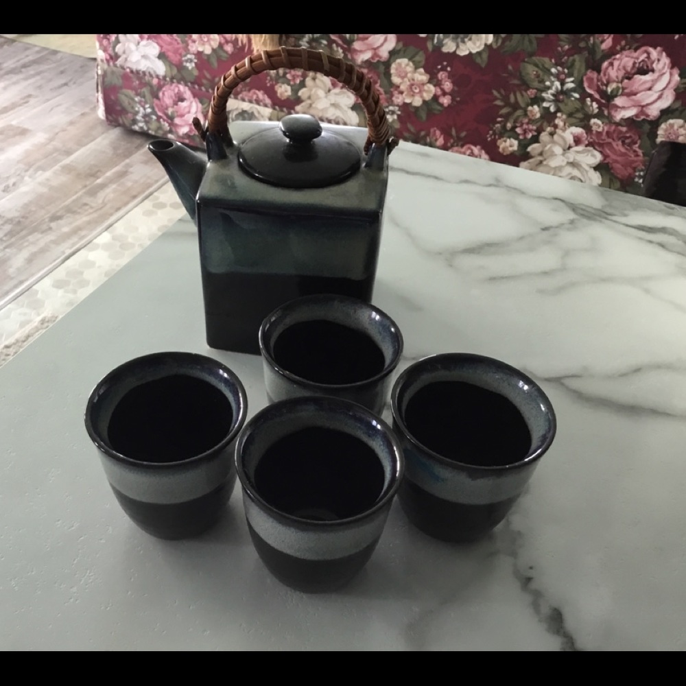 Tea set
